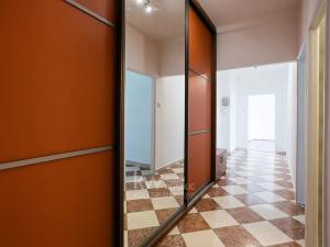 Pronájem bytu 2+1, Praha - Dejvice, Evropská, 60 m2