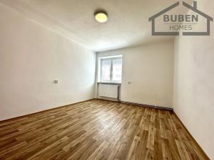 Pronájem bytu 2+1, Bor, náměstí Republiky, 57 m2