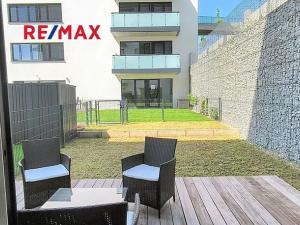 Pronájem bytu 1+kk, Praha - Smíchov, Podbělohorská, 39 m2