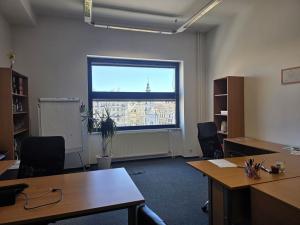 Pronájem kanceláře, Plzeň, náměstí Republiky, 39 m2