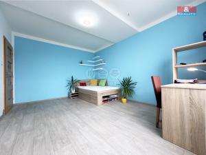 Prodej bytu 3+1, Karlovy Vary - Stará Role, Okružní, 64 m2