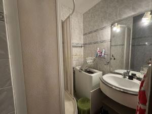 Prodej bytu 2+1, Nymburk, Dědinova, 51 m2