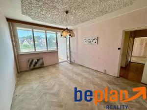 Prodej bytu 3+1, Karlovy Vary, Družstevní, 79 m2