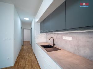 Prodej bytu 3+kk, Zlín, Lorencova, 99 m2