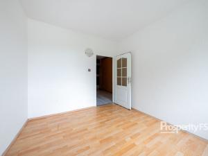 Prodej bytu 3+1, Ústí nad Labem - Střekov, Tolstého, 70 m2