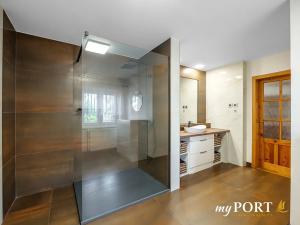 Prodej vícegeneračního domu, Chyše, Žižkovo náměstí, 322 m2