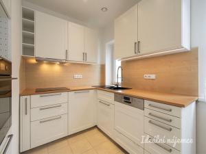 Pronájem bytu 3+kk, Praha - Vokovice, Ke dvoru, 84 m2