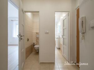Pronájem bytu 3+kk, Praha - Vokovice, Ke dvoru, 84 m2
