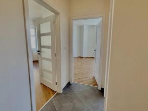 Prodej bytu 3+kk, Praha - Nusle, Žateckých, 68 m2