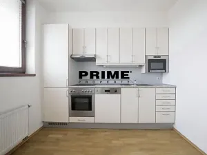 Pronájem kanceláře, Praha - Smíchov, Štefánikova, 147 m2