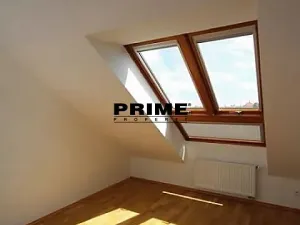 Pronájem kanceláře, Praha - Smíchov, Štefánikova, 147 m2