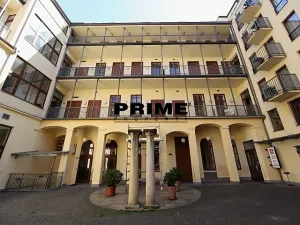 Pronájem kanceláře, Praha - Smíchov, Štefánikova, 147 m2