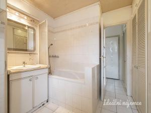 Pronájem bytu 3+1, Praha - Krč, Budějovická, 80 m2