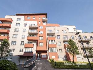 Pronájem bytu 1+kk, Praha - Záběhlice, Mikanova, 29 m2