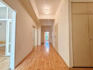 Prodej bytu 3+1, Praha - Bubeneč, Rooseveltova, 81 m2