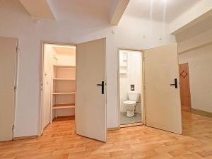 Prodej bytu 3+1, Praha - Bubeneč, Rooseveltova, 81 m2