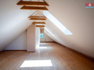 Prodej rodinného domu, Středokluky, Kladenská, 705 m2