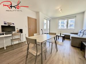 Pronájem bytu 2+kk, Praha, Medunova, 56 m2