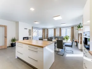 Prodej rodinného domu, Unhošť, Na Lukách, 221 m2