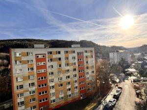 Prodej bytu 2+1, Děčín - Děčín IX-Bynov, Na Pěšině, 63 m2