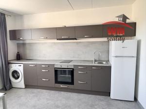Prodej bytu 1+1, Karlovy Vary - Rybáře, Požární, 35 m2