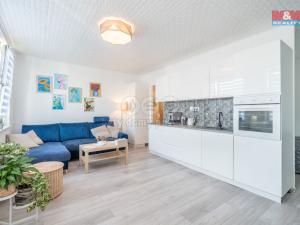 Pronájem bytu 1+kk, Kladno, Vít. Nezvala, 33 m2