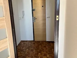 Pronájem bytu 2+kk, Liberec, Dobiášova, 40 m2