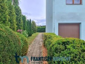 Pronájem bytu 2+kk, Lipůvka, 55 m2