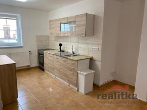 Pronájem bytu 2+kk, Opava - Předměstí, třída Spojenců, 80 m2