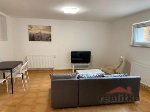 Pronájem bytu 2+kk, Opava - Předměstí, třída Spojenců, 80 m2