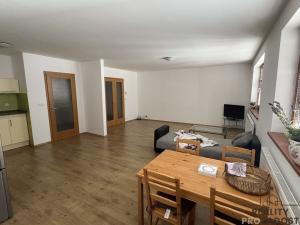Pronájem bytu 2+1, Olomouc, Ostružnická, 80 m2