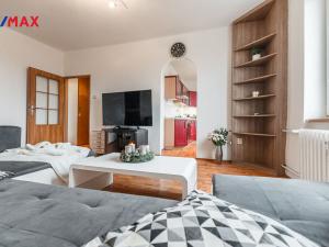Pronájem bytu 2+1, Praha - Hloubětín, Zelenečská, 53 m2