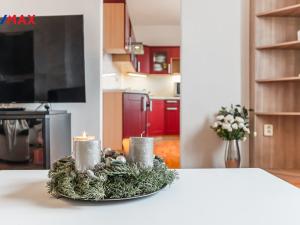 Pronájem bytu 2+1, Praha - Hloubětín, Zelenečská, 53 m2