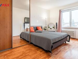Pronájem bytu 2+1, Praha - Hloubětín, Zelenečská, 53 m2
