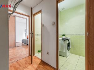 Pronájem bytu 2+1, Praha - Hloubětín, Zelenečská, 53 m2