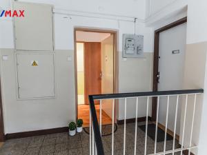 Pronájem bytu 2+1, Praha - Hloubětín, Zelenečská, 53 m2