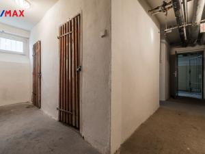 Pronájem bytu 2+1, Praha - Hloubětín, Zelenečská, 53 m2