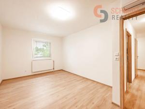 Prodej bytu 4+1, Lednice, Komenského, 105 m2