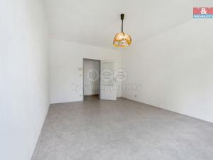 Pronájem bytu 2+kk, Klatovy - Klatovy III, Mánesova, 39 m2