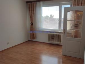 Pronájem bytu 2+1, Hradec Králové, Jungmannova, 66 m2