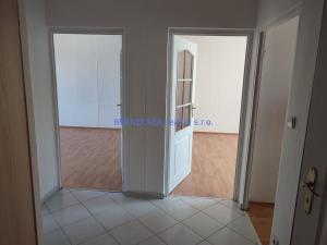 Pronájem bytu 2+1, Hradec Králové, Jungmannova, 66 m2