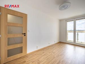 Pronájem bytu 2+kk, Praha - Modřany, Jordana Jovkova, 44 m2
