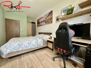 Pronájem bytu 2+kk, Praha, Klementova, 57 m2