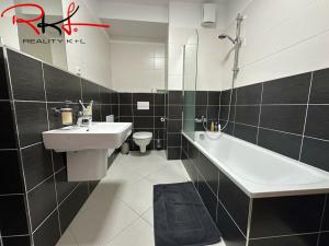 Pronájem bytu 2+kk, Praha, Klementova, 57 m2
