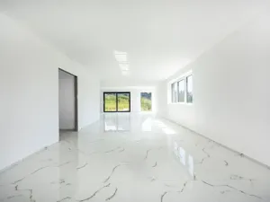Prodej vily, Sulice, Na Okruhu, 300 m2