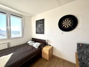Pronájem bytu 3+kk, Praha - Kamýk, Dobevská, 78 m2