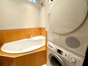 Pronájem bytu 3+kk, Praha - Kamýk, Dobevská, 78 m2
