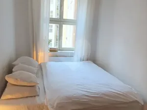 Pronájem bytu 3+1, Praha - Holešovice, Šternberkova, 81 m2