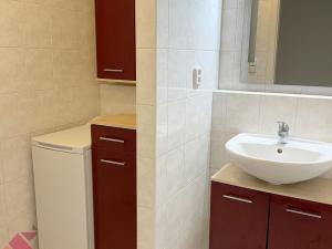 Pronájem bytu 4+kk, Praha - Běchovice, Českobrodská, 205 m2