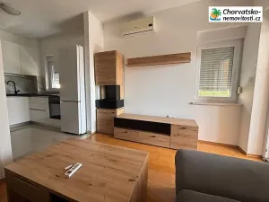 Prodej bytu 4+kk, Novalja, Chorvatsko, 69 m2